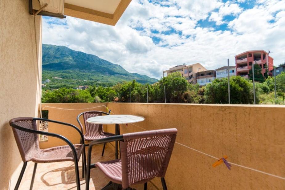 Apartmani Lasta โดบราวอดา ภายนอก รูปภาพ