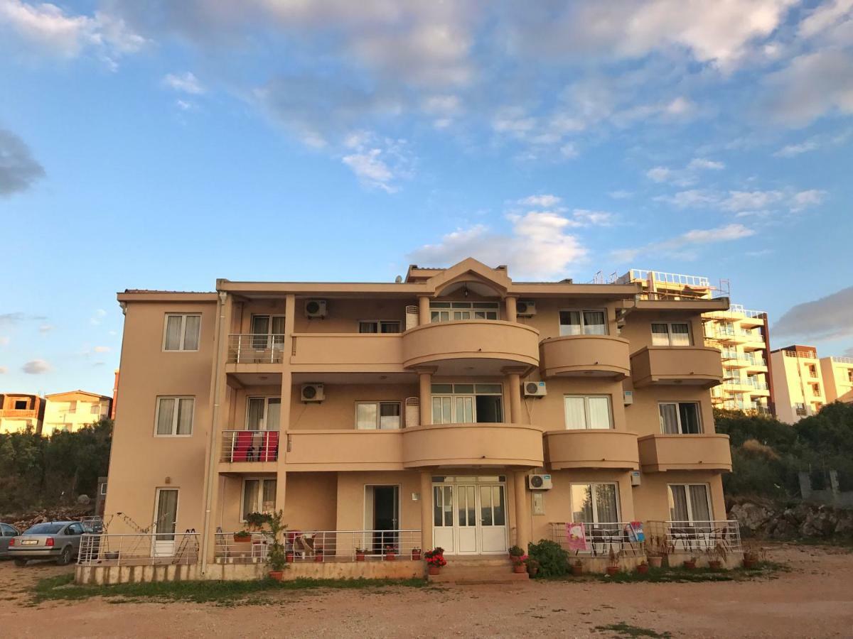 Apartmani Lasta โดบราวอดา ภายนอก รูปภาพ